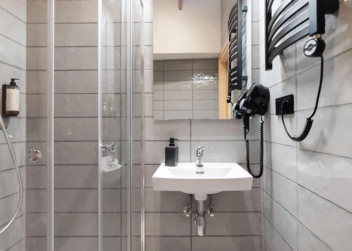 House Of Sun Nakvynė ir pusryčiai 4*