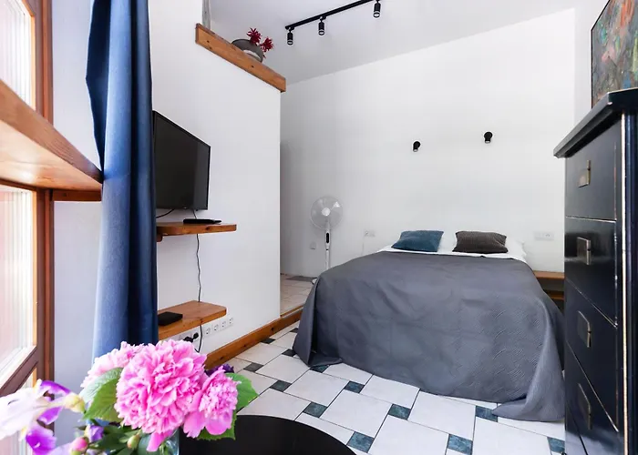 House Of Sun Nakvynė ir pusryčiai 4*