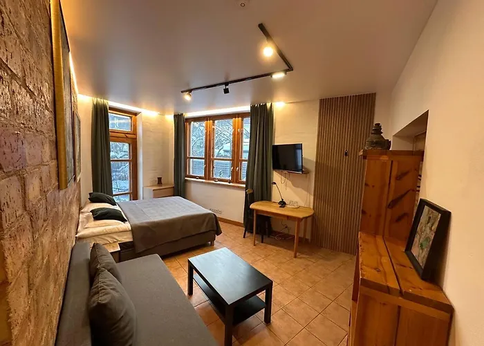 Nakvynė ir pusryčiai House Of Sun Vilnius