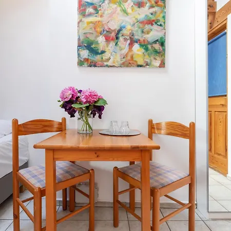 House Of Sun VNO